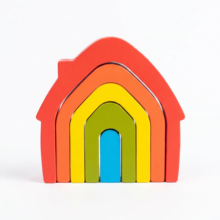 La maison gigogne de face, cinq maisons emboîtées