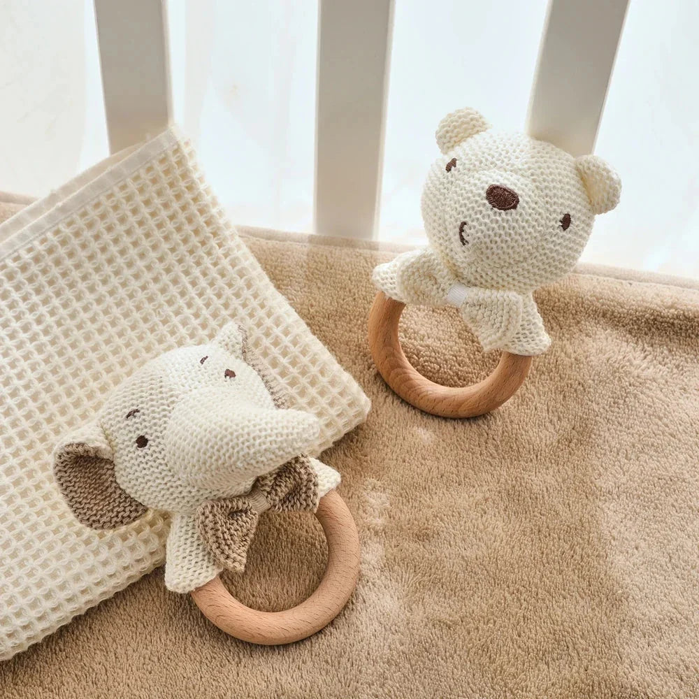 Le crochet de près : le coton tricoté et le nœud